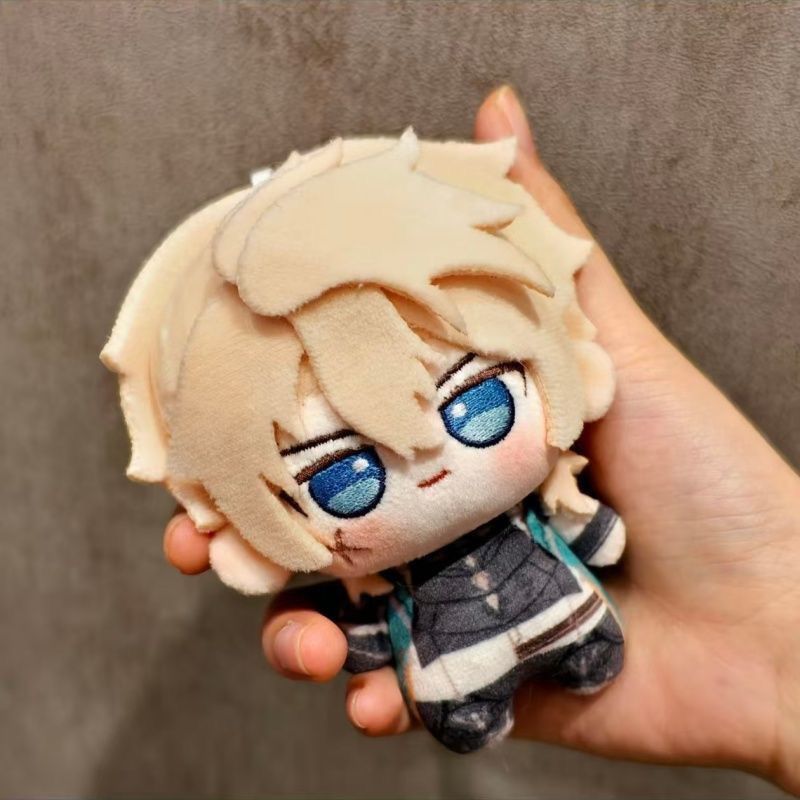 Плюшевая игрушка-кукла Илуга В – обзор и цена Cosplay Plushie Prop
