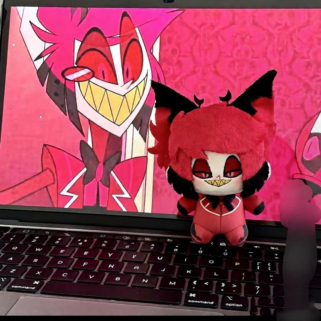 Плюшевая игрушка Аниме «Отель  – обзор и цена Cosplay Plushie Prop
